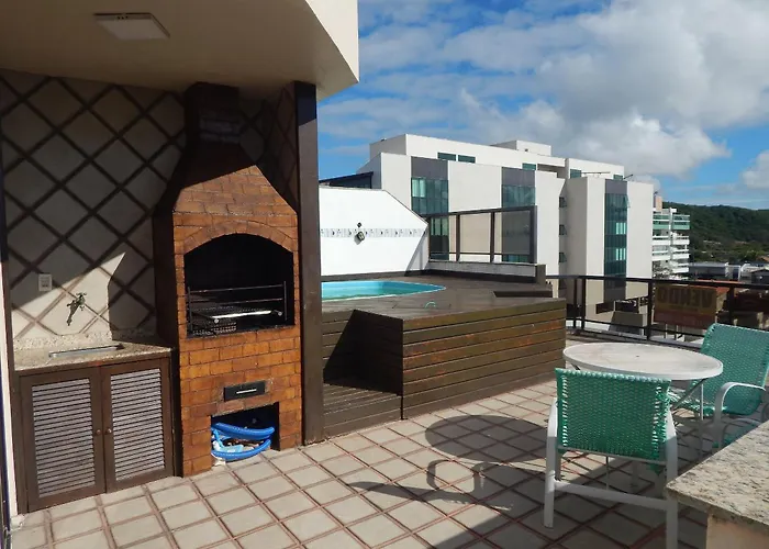 Cobertura com Piscina e Churrasqueira - 10 Pessoas